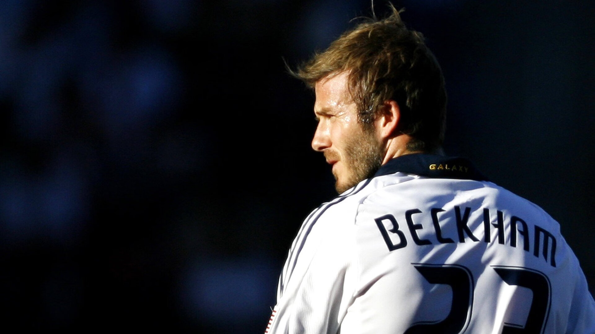 中国队中场罗德里格斯在巴黎奥运会上展现出强大的组织能力，罗德里格斯短跑运动员