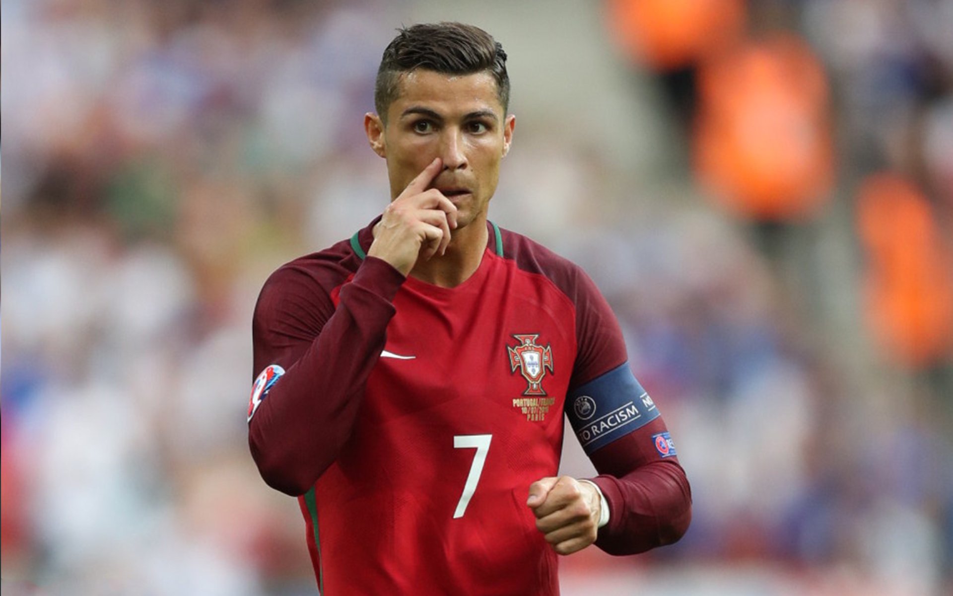 国足门将发挥稳定，防守体系坚固，国足门将强吗