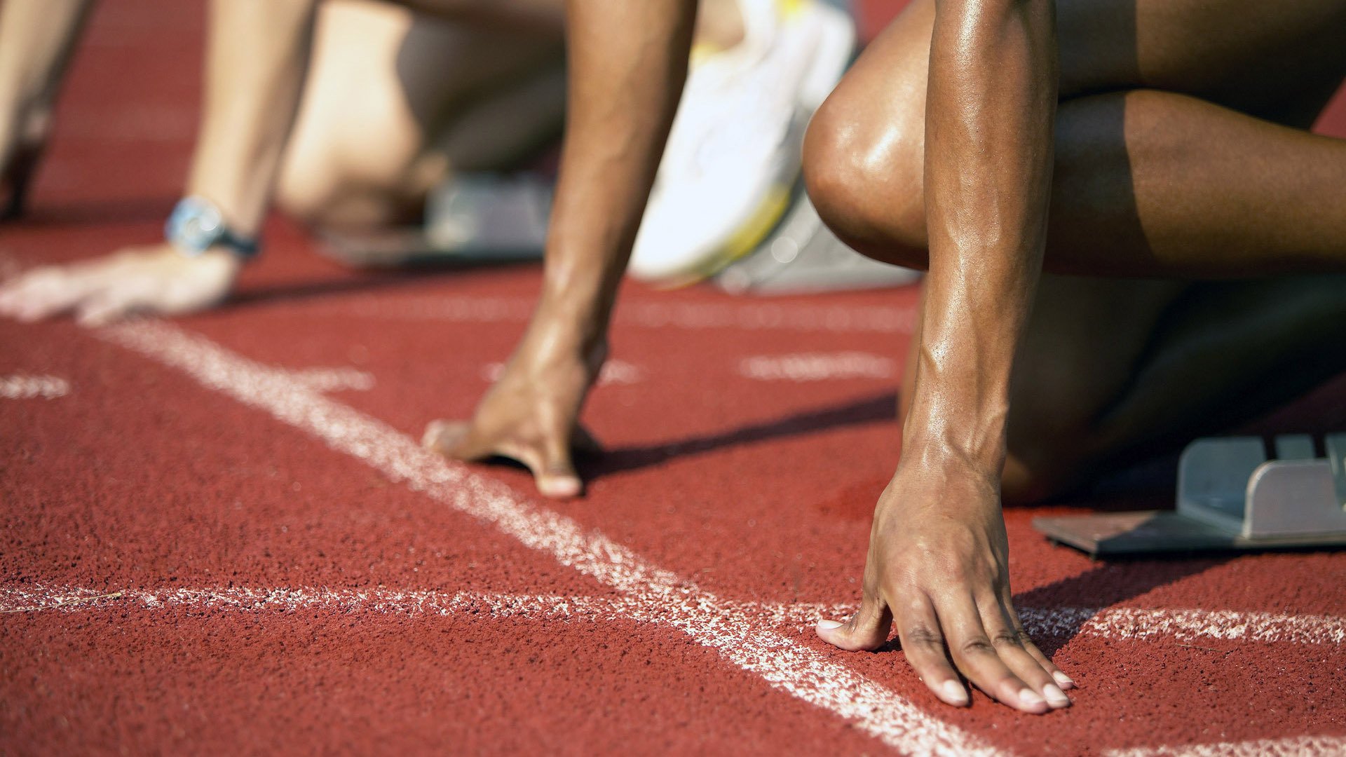 室内壁球巡回赛，运动新体验，壁球室墙面怎么做